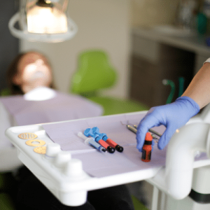 Dentist tray with instruments for oral surgery